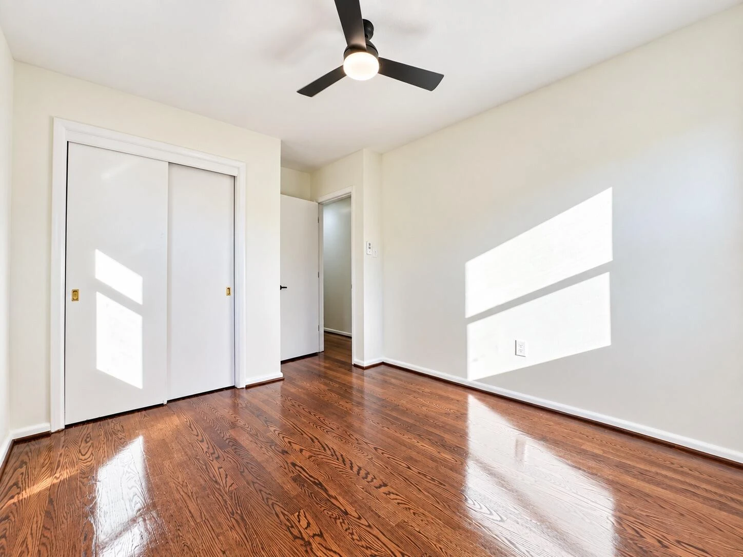 5028 Sunny Side DR - Photo 26