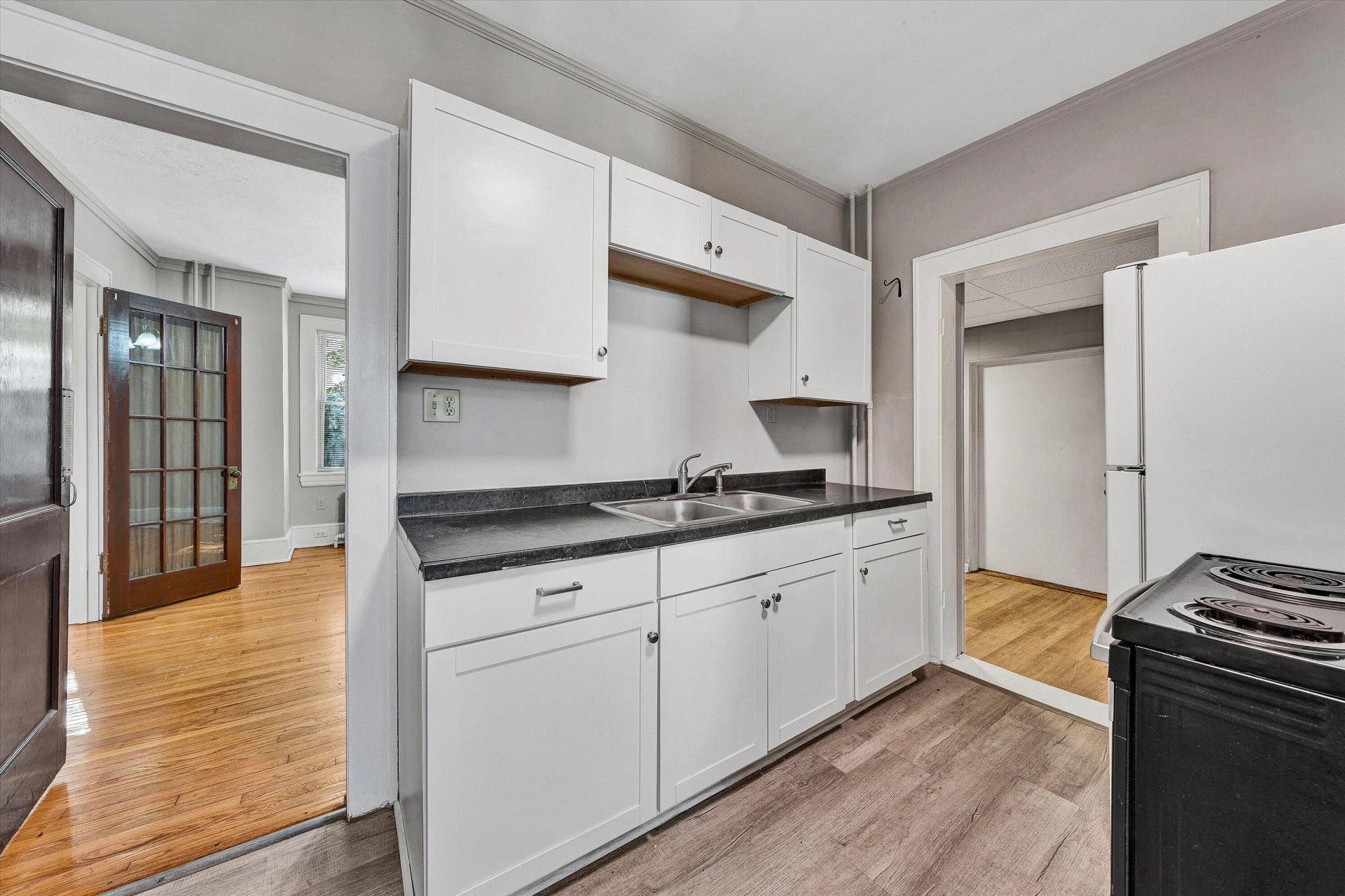 7760 Williamson RD - Photo 10