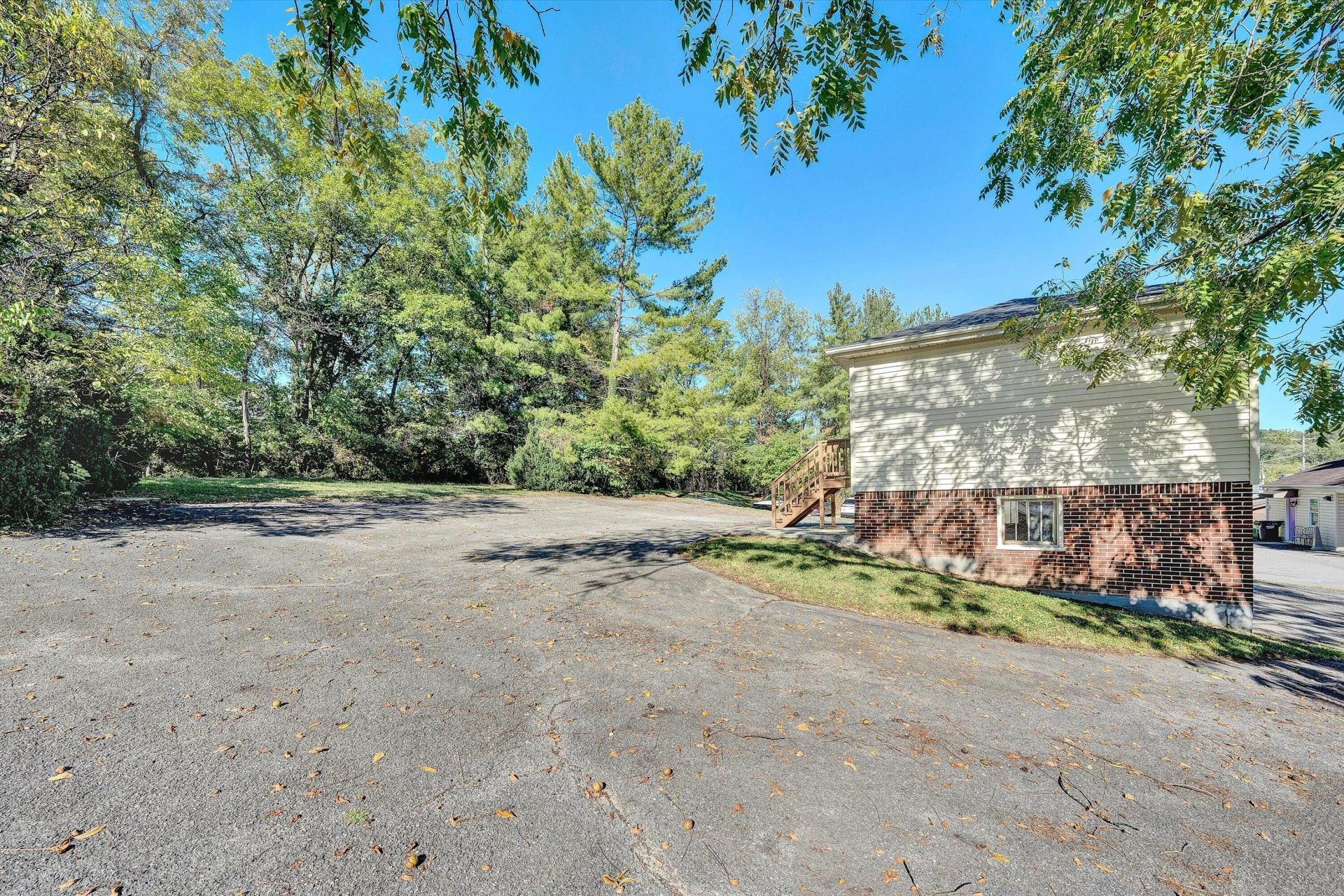 7760 Williamson RD - Photo 30