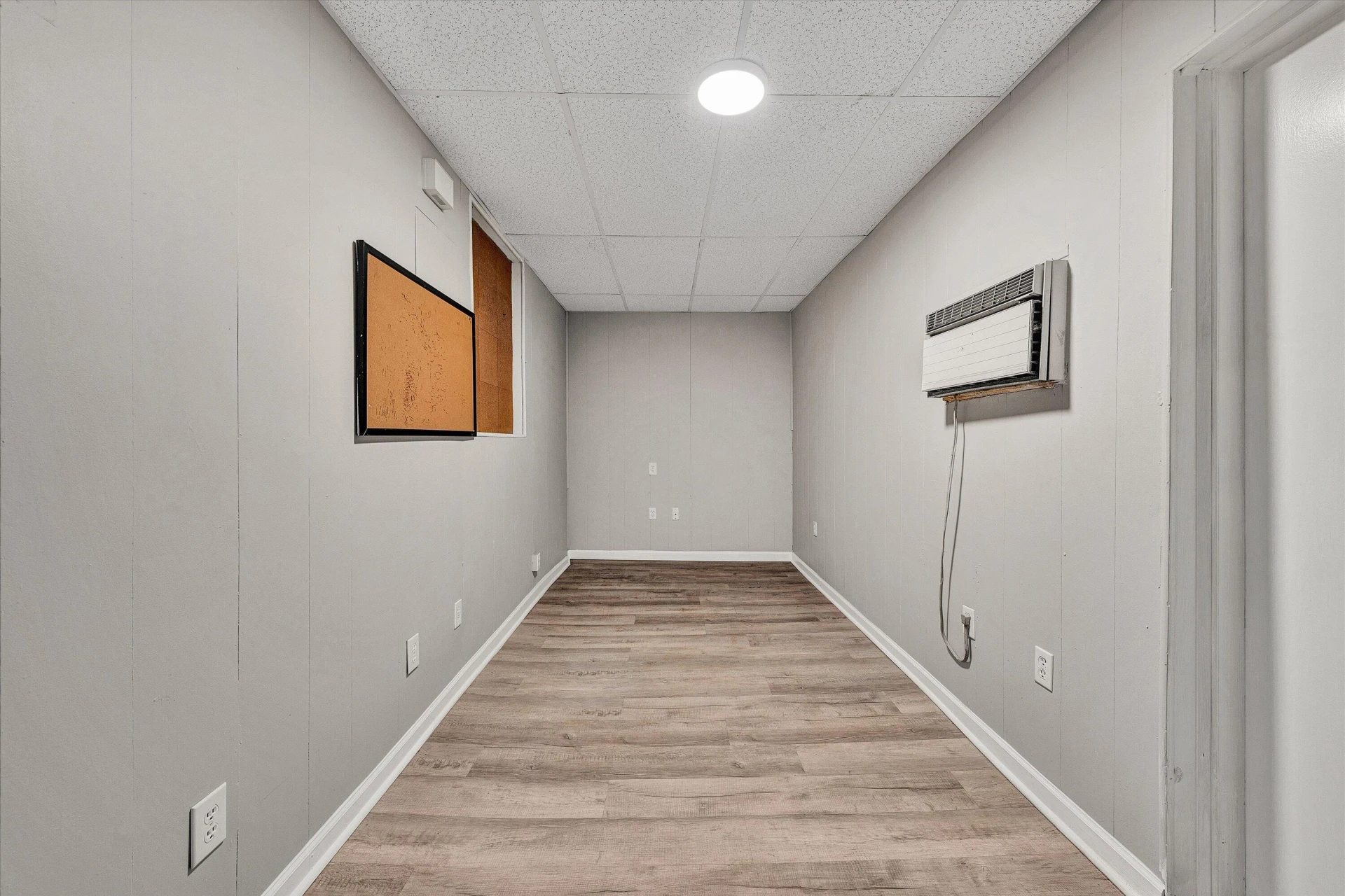 7760 Williamson RD - Photo 15