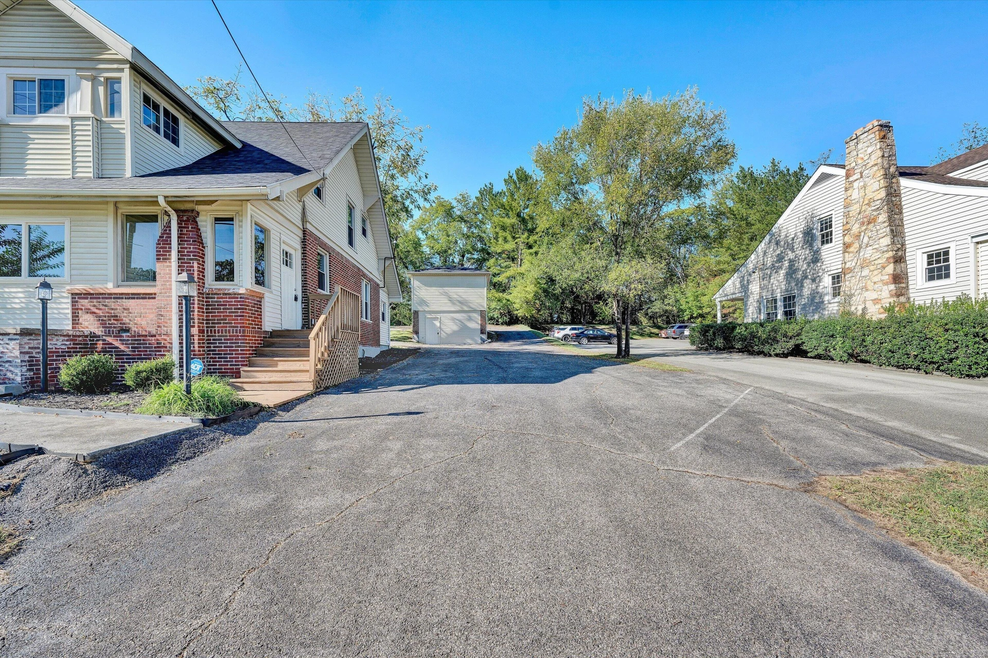 7760 Williamson RD - Photo 36