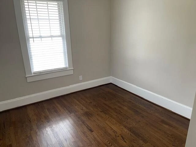 304 Bowman AVE - Photo 6