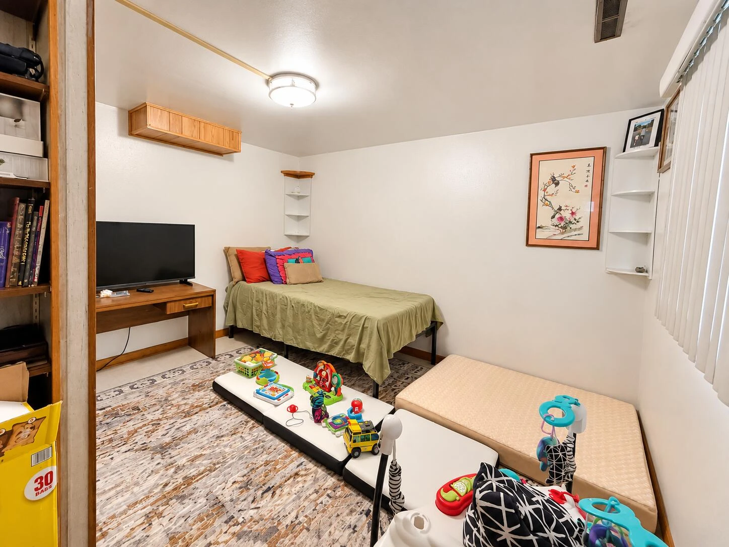 3846 Green Spring AVE NW - Photo 8