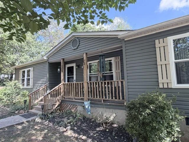 1096 Wells RD - Photo 2