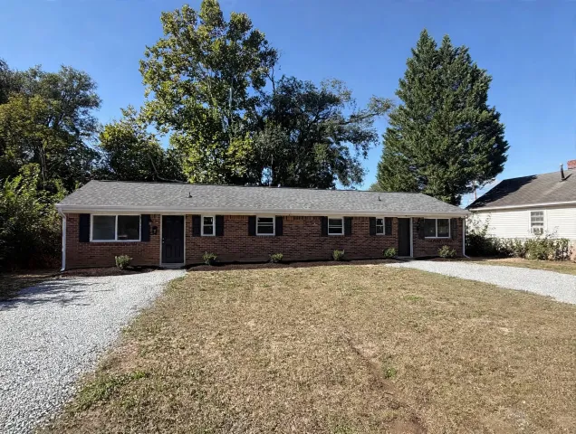 411 Arbor AVE SE