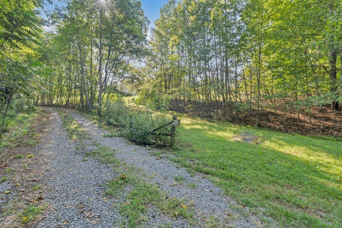 13384 Hardy RD - Photo 19