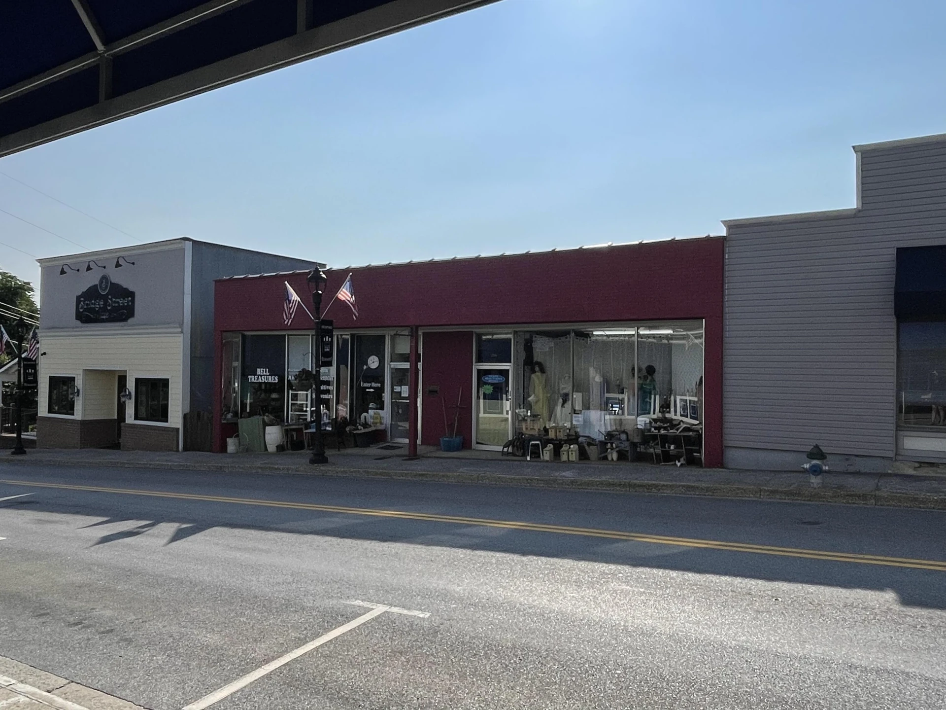 206 N Bridge ST #& 208 - Photo 2