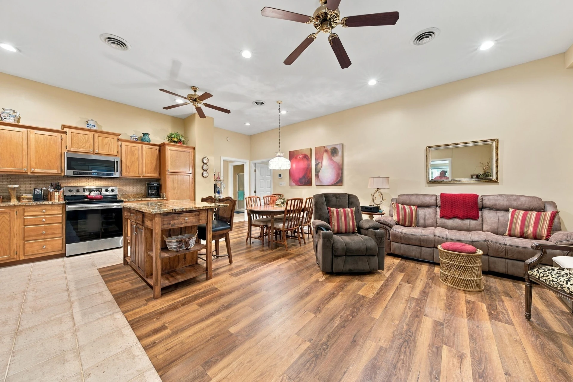 113 Barbury CT - Photo 49