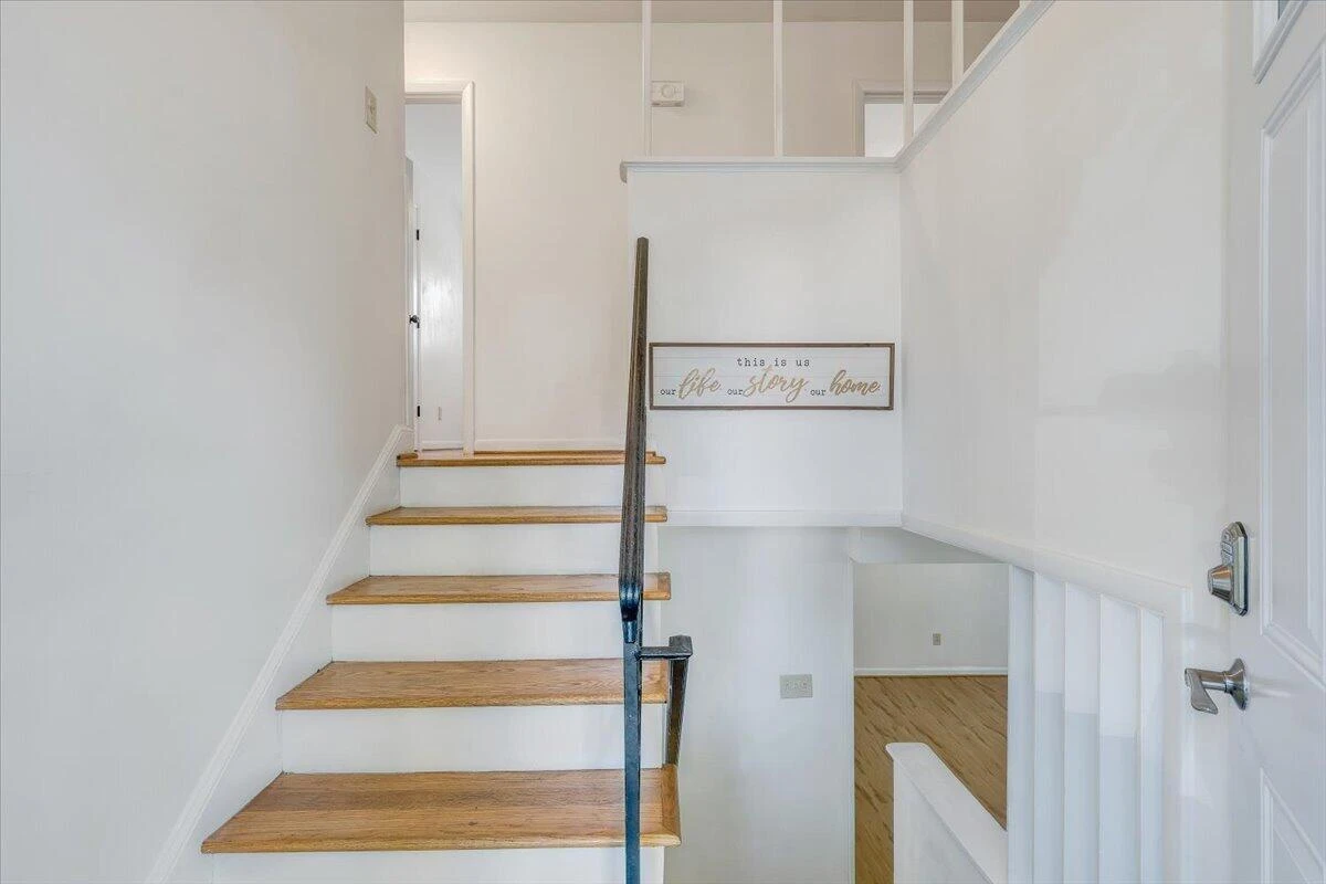 5532 Green Meadow RD - Photo 9