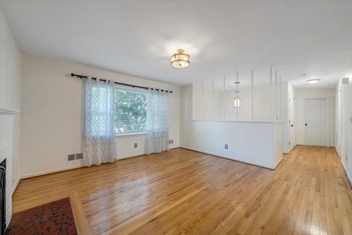 5532 Green Meadow RD - Photo 11