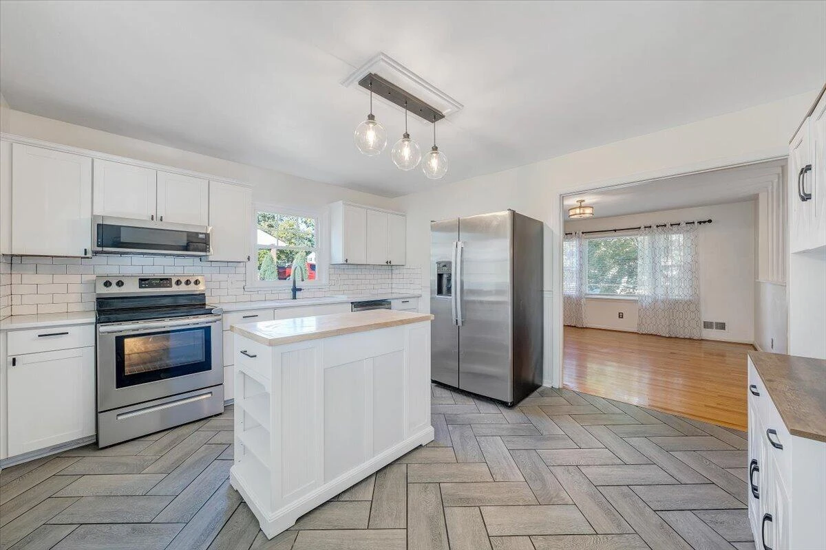 5532 Green Meadow RD - Photo 14