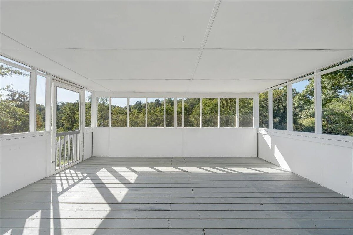 5532 Green Meadow RD - Photo 18