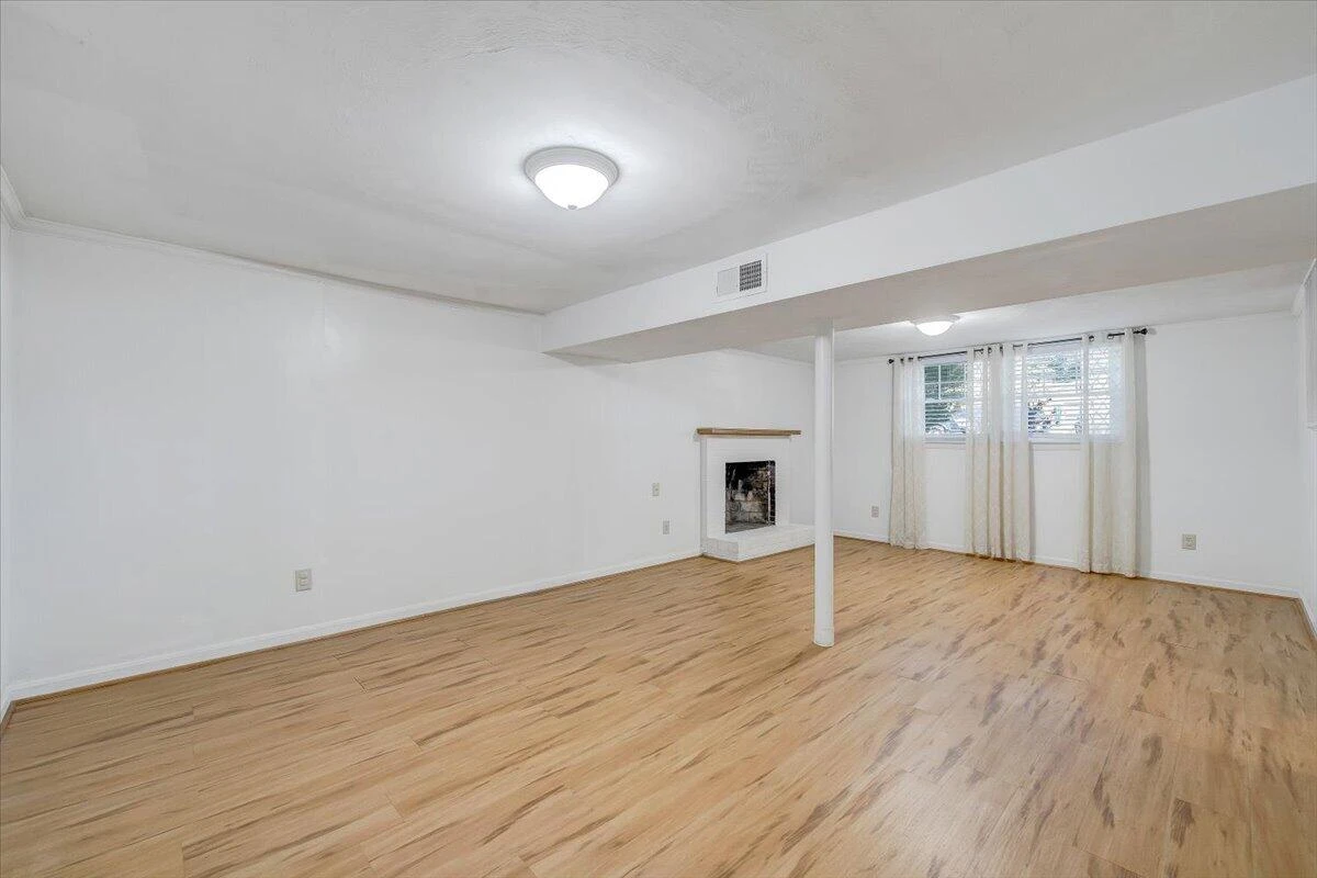 5532 Green Meadow RD - Photo 30