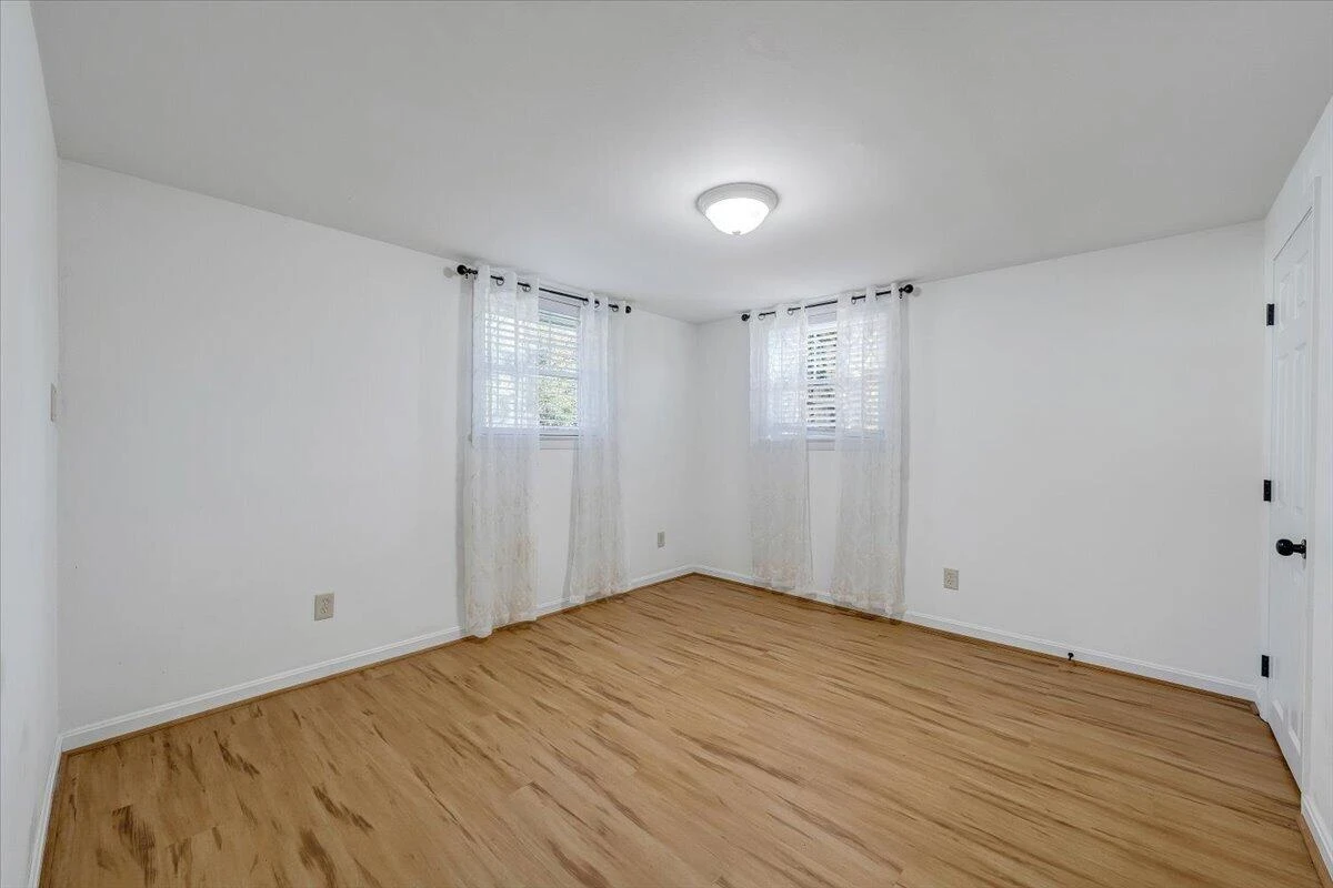 5532 Green Meadow RD - Photo 31