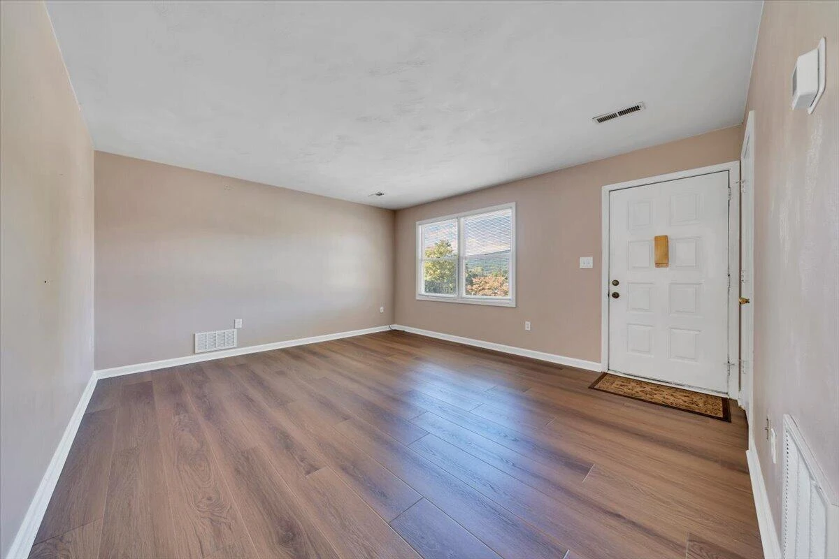 5511 N Garden LN - Photo 5