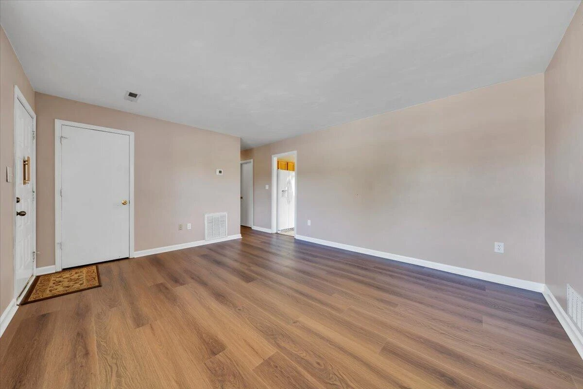 5511 N Garden LN - Photo 7