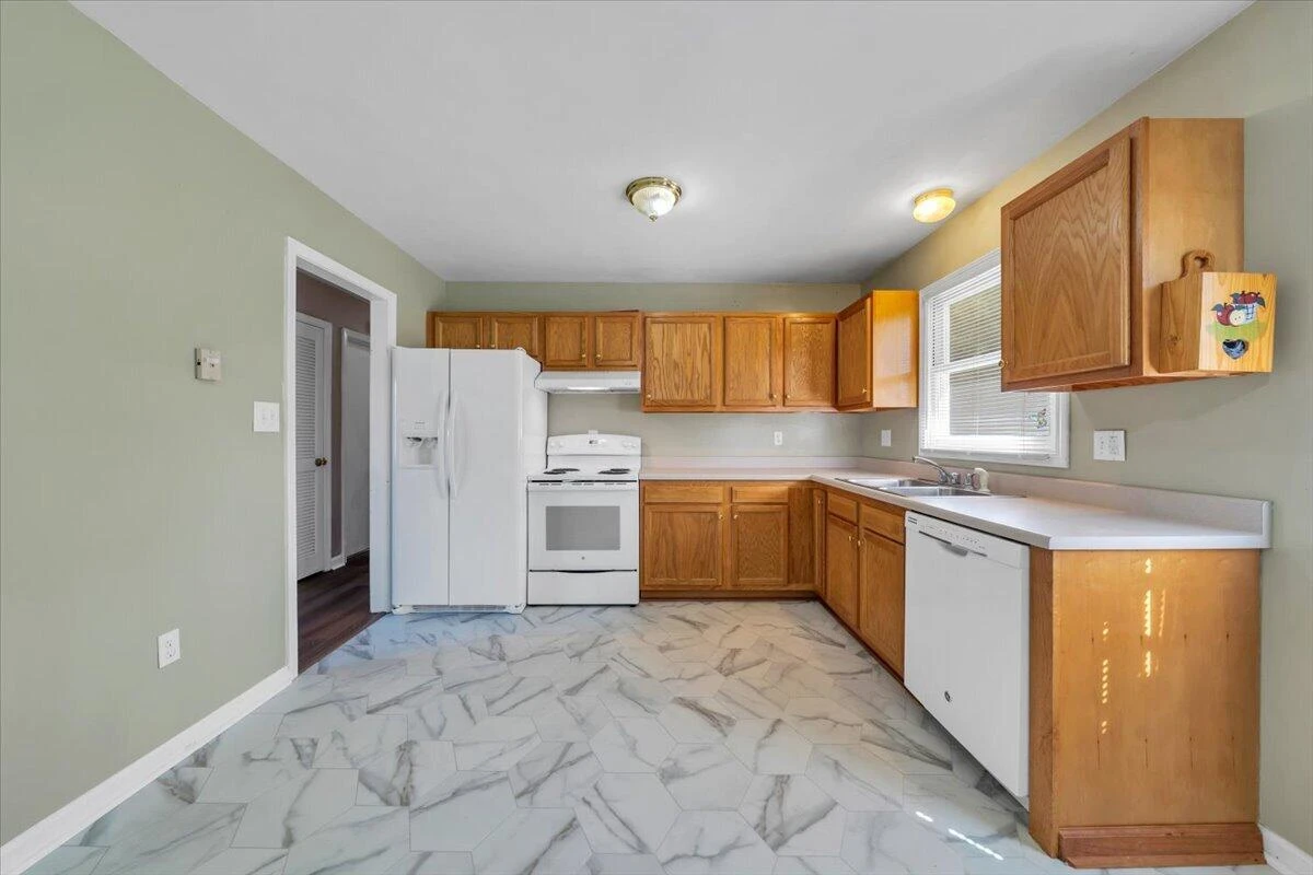5511 N Garden LN - Photo 15