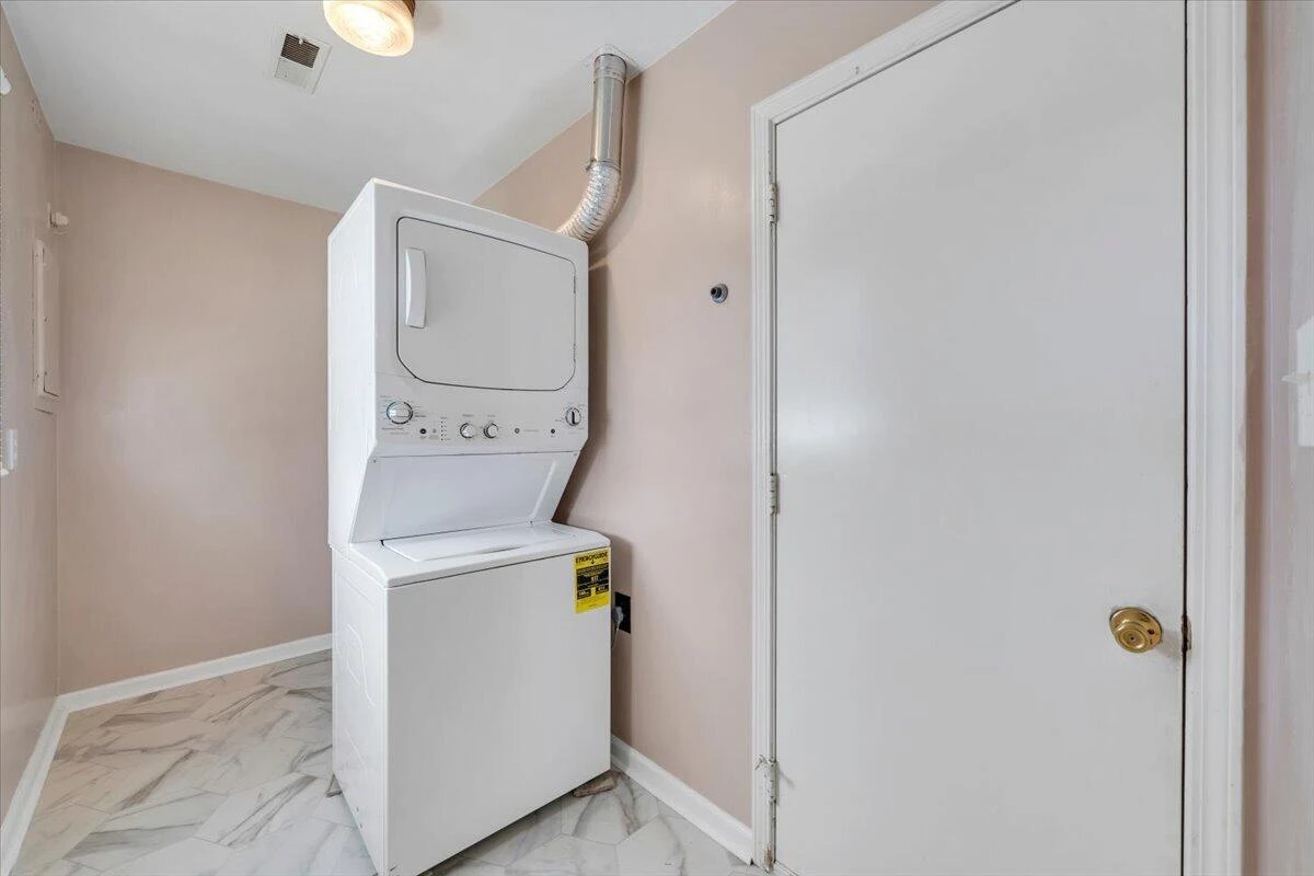 5511 N Garden LN - Photo 18