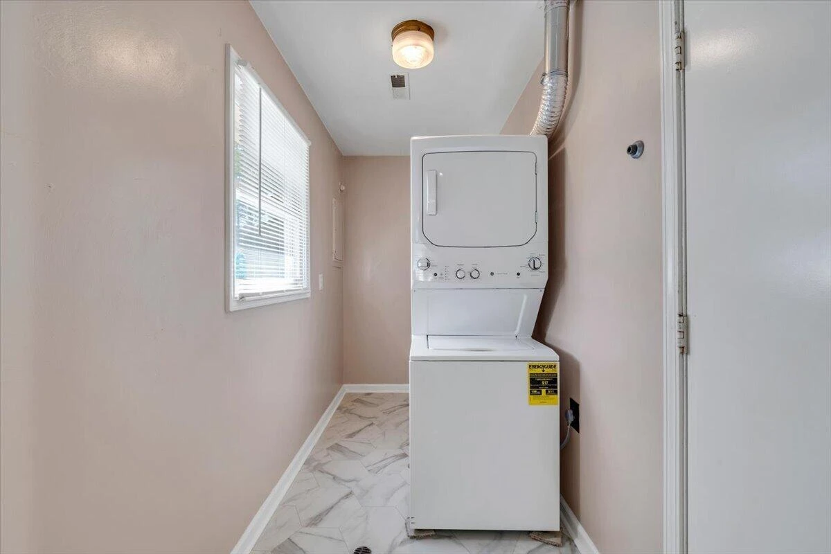 5511 N Garden LN - Photo 19
