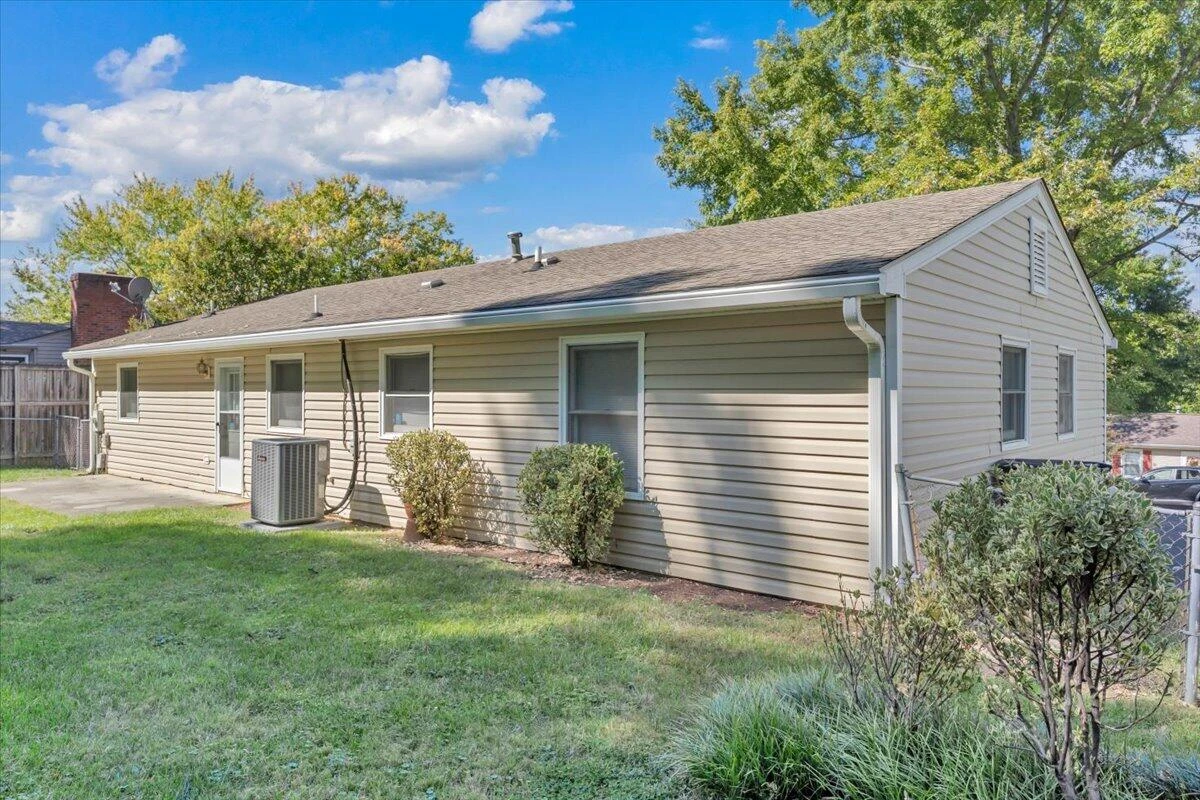 5511 N Garden LN - Photo 34