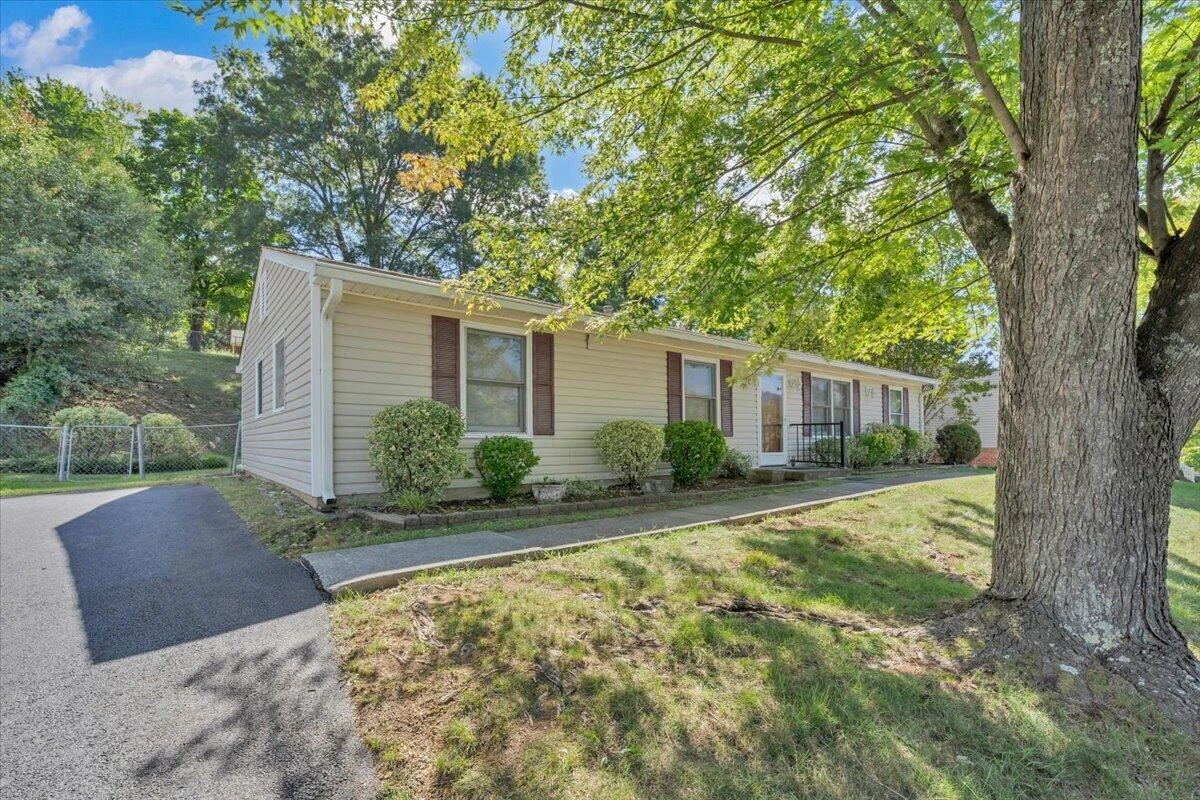 5511 N Garden LN - Photo 39