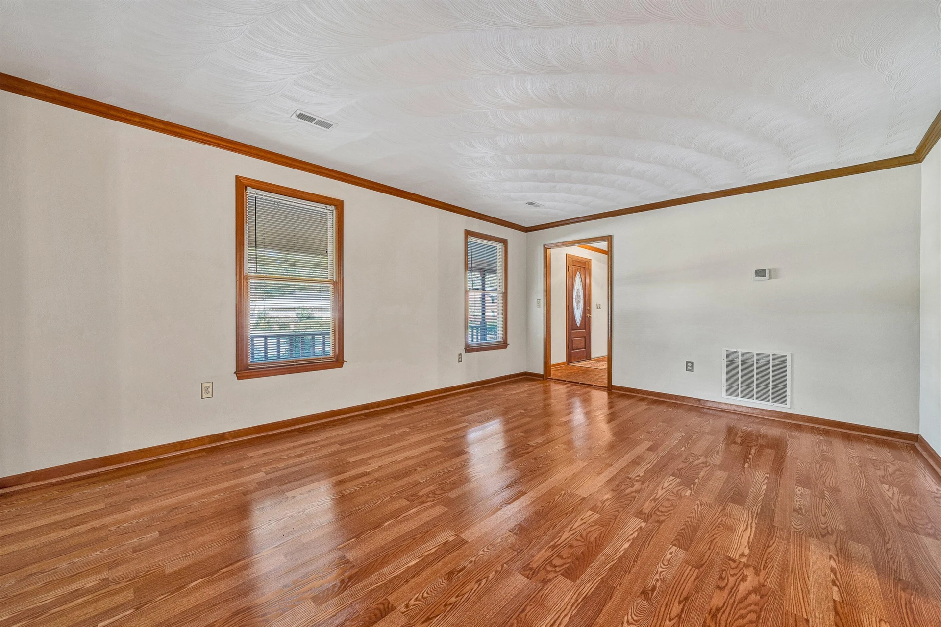 5864 Lakemont DR - Photo 17