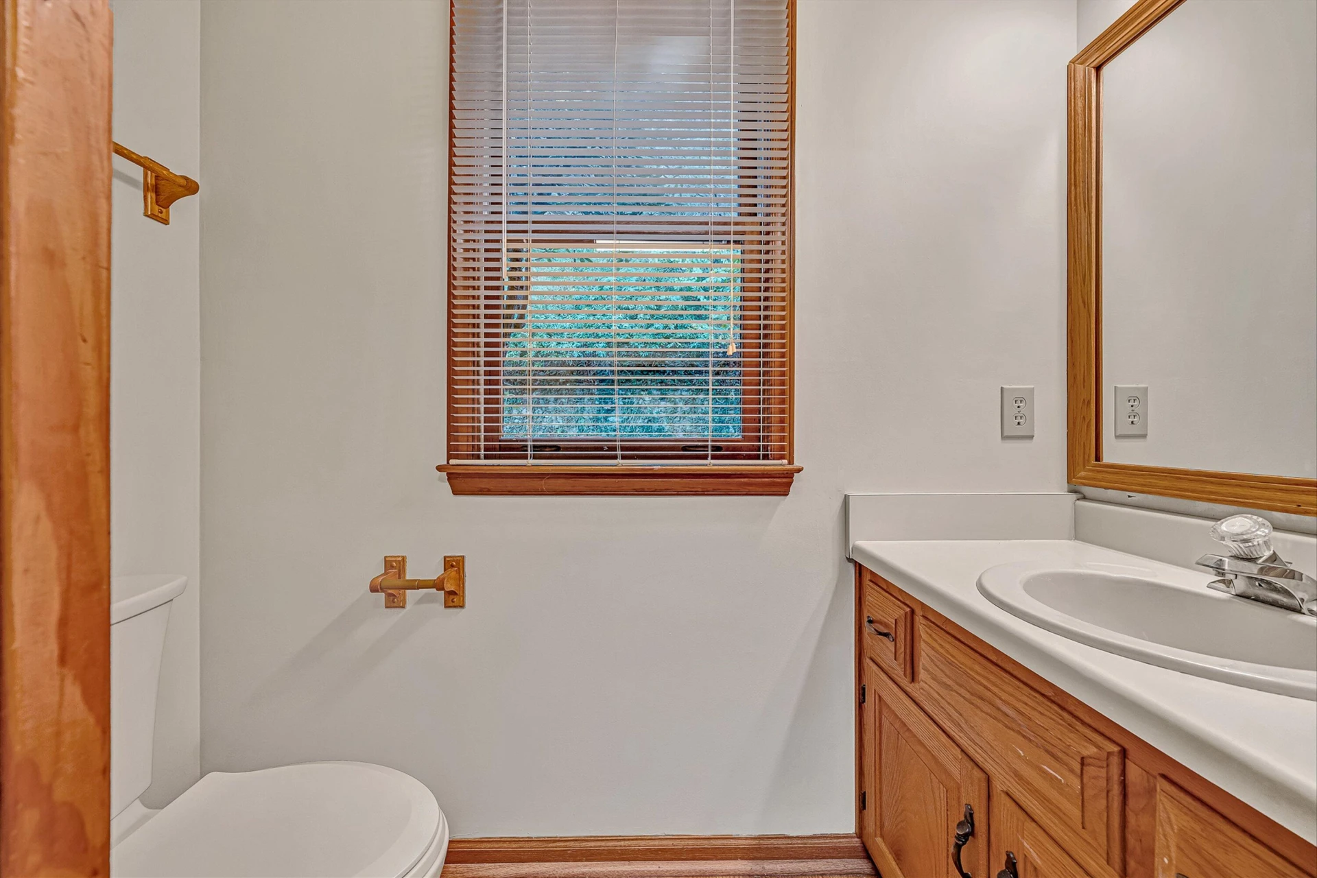 5864 Lakemont DR - Photo 20