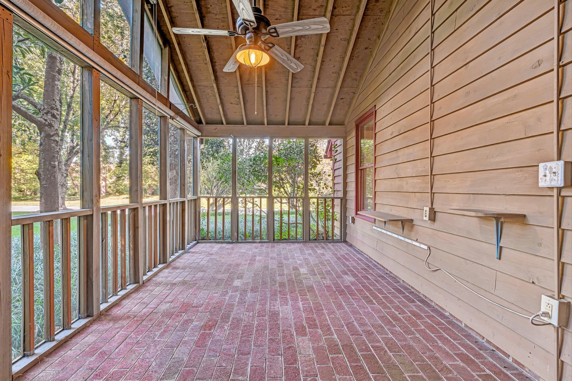 5864 Lakemont DR - Photo 35