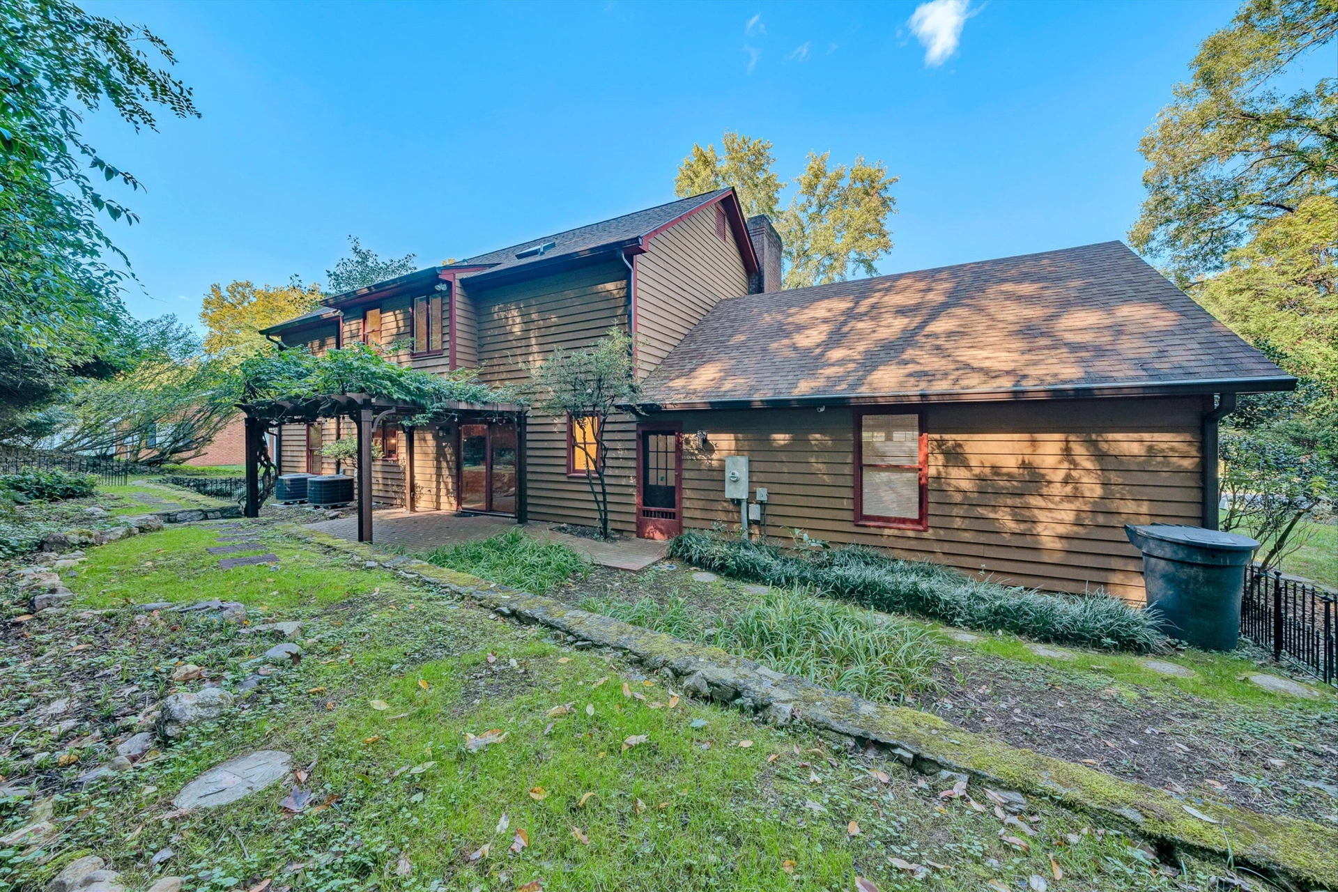 5864 Lakemont DR - Photo 39