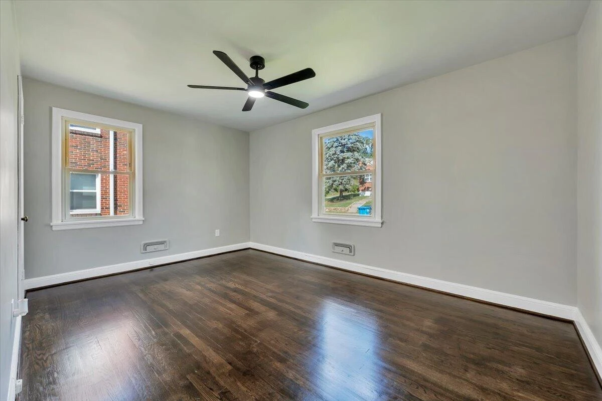 2416 Brandon AVE SW - Photo 20