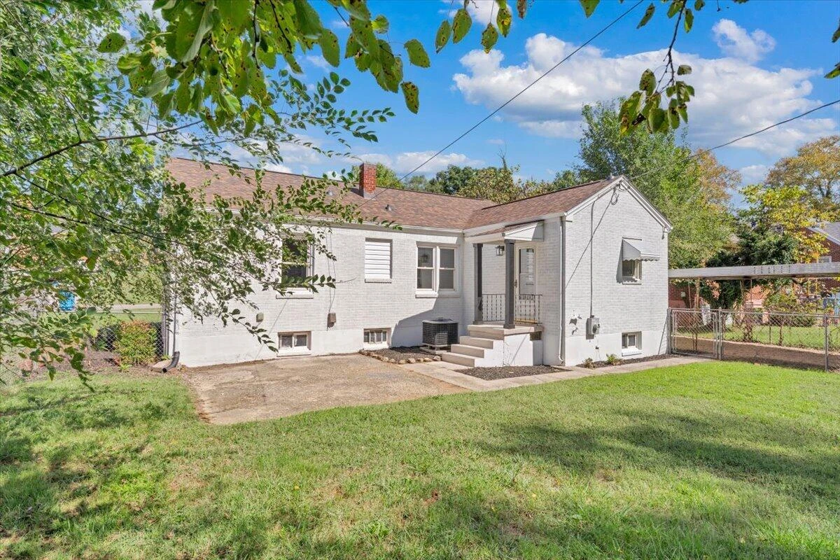 2416 Brandon AVE SW - Photo 28