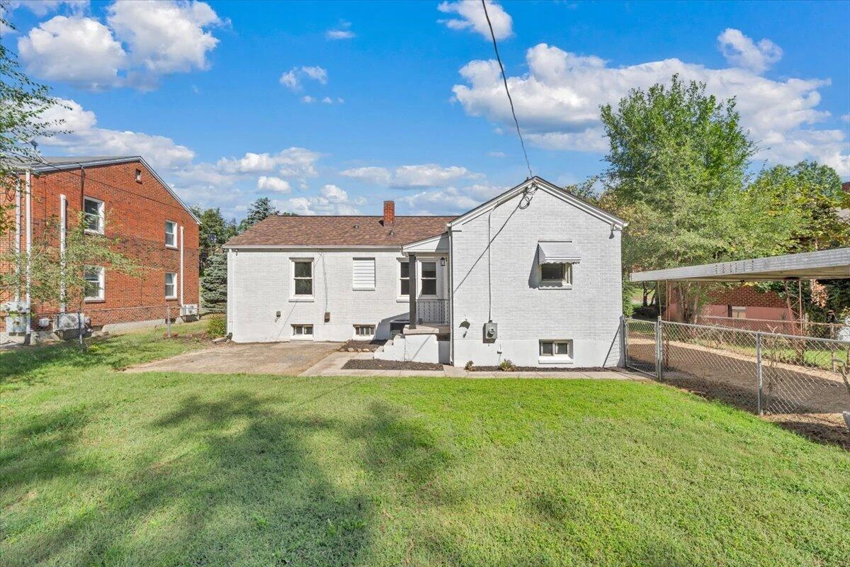 2416 Brandon AVE SW - Photo 30