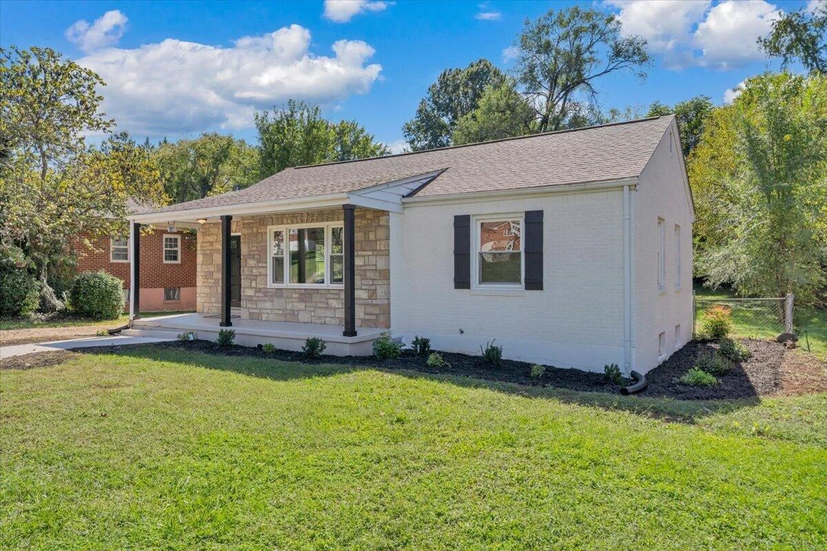 2416 Brandon AVE SW - Photo 32