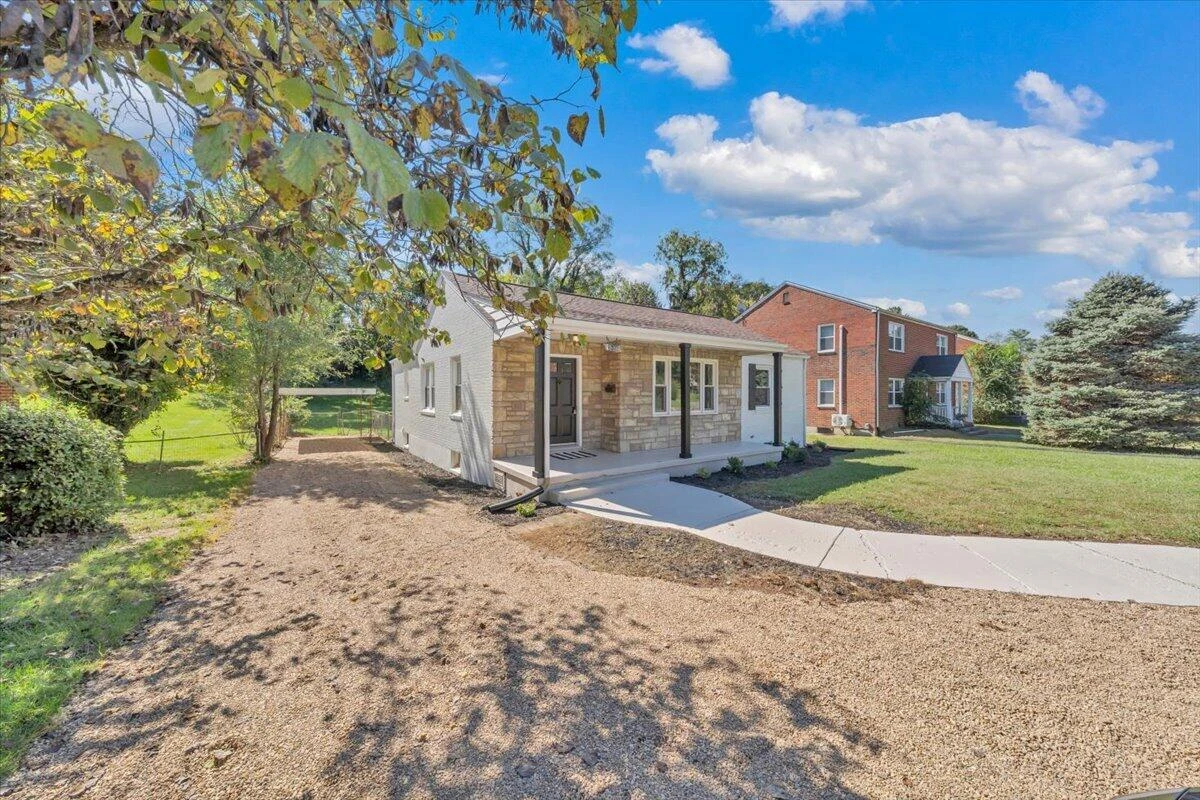 2416 Brandon AVE SW - Photo 35