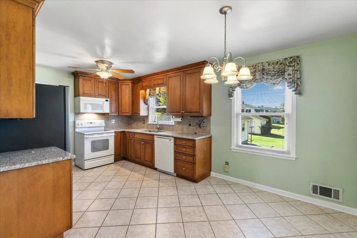 7612 Barrens RD - Photo 13