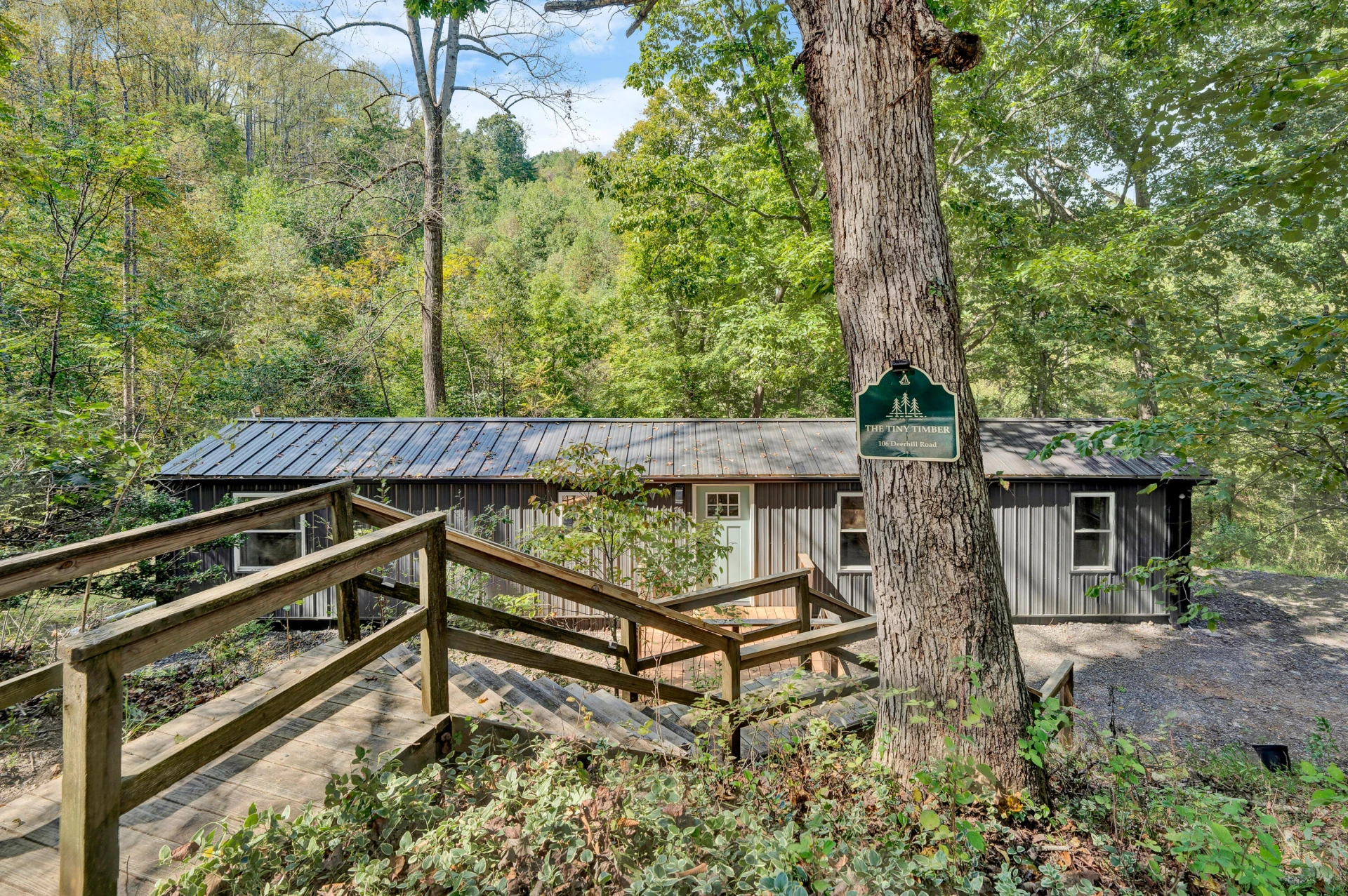 106 Deerhill RD