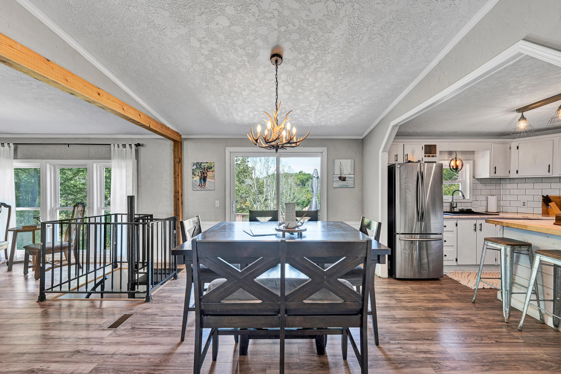 111 Deerhill RD - Photo 7