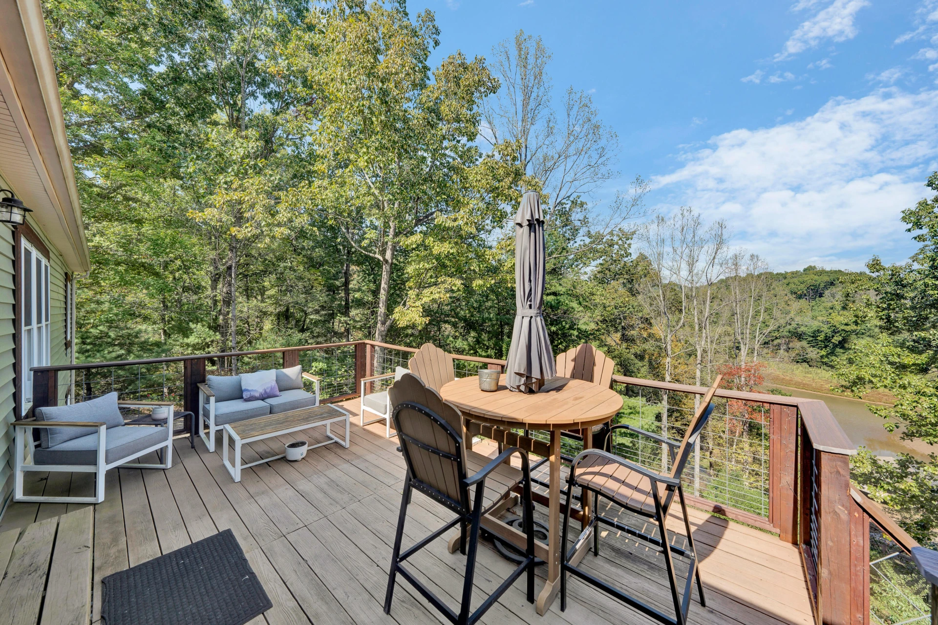 111 Deerhill RD - Photo 32