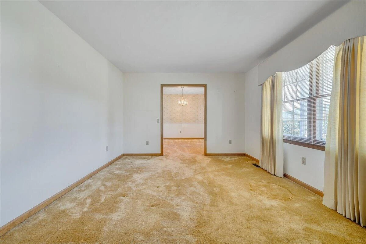 5118 Jonathan LN - Photo 7