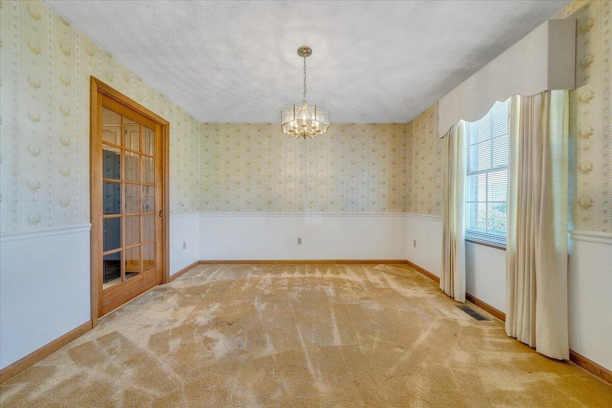 5118 Jonathan LN - Photo 9