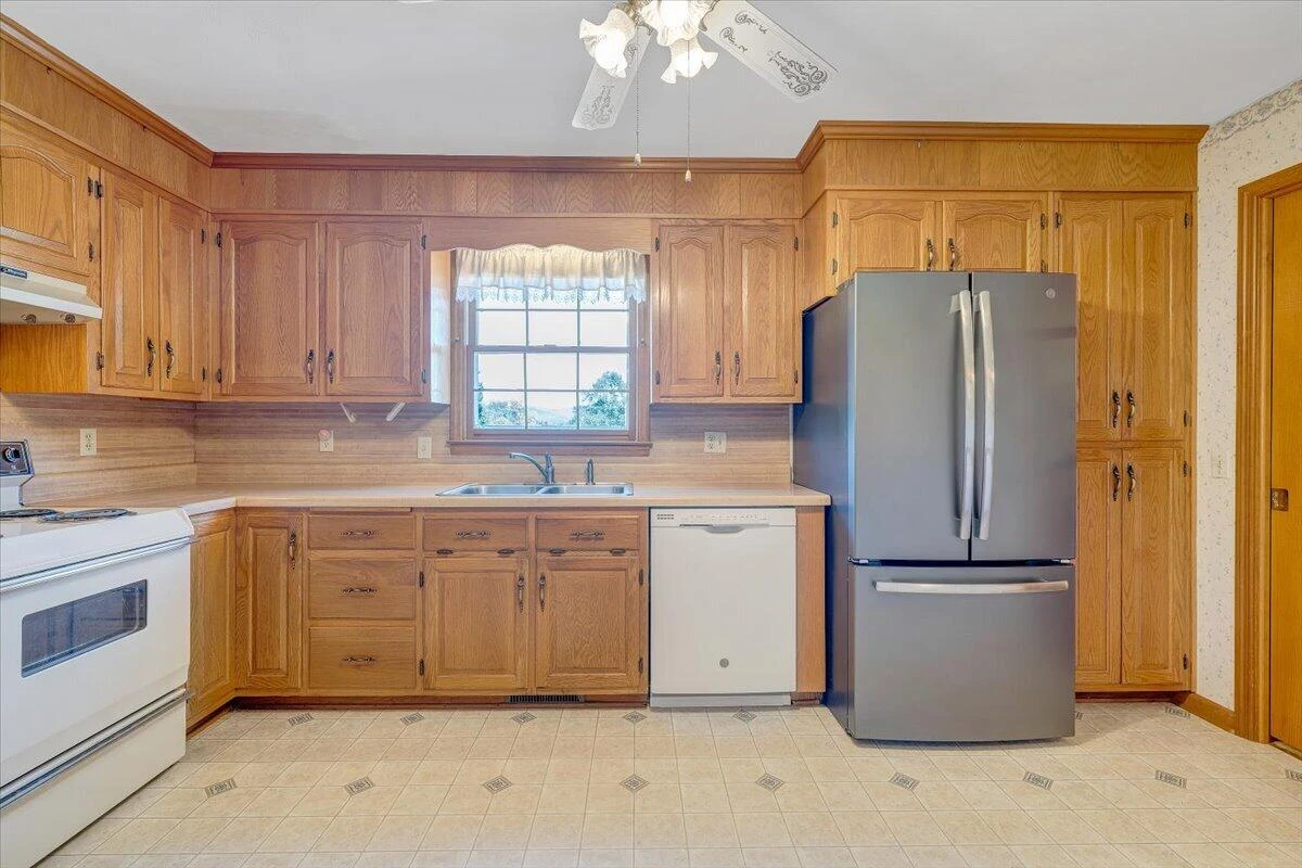 5118 Jonathan LN - Photo 12