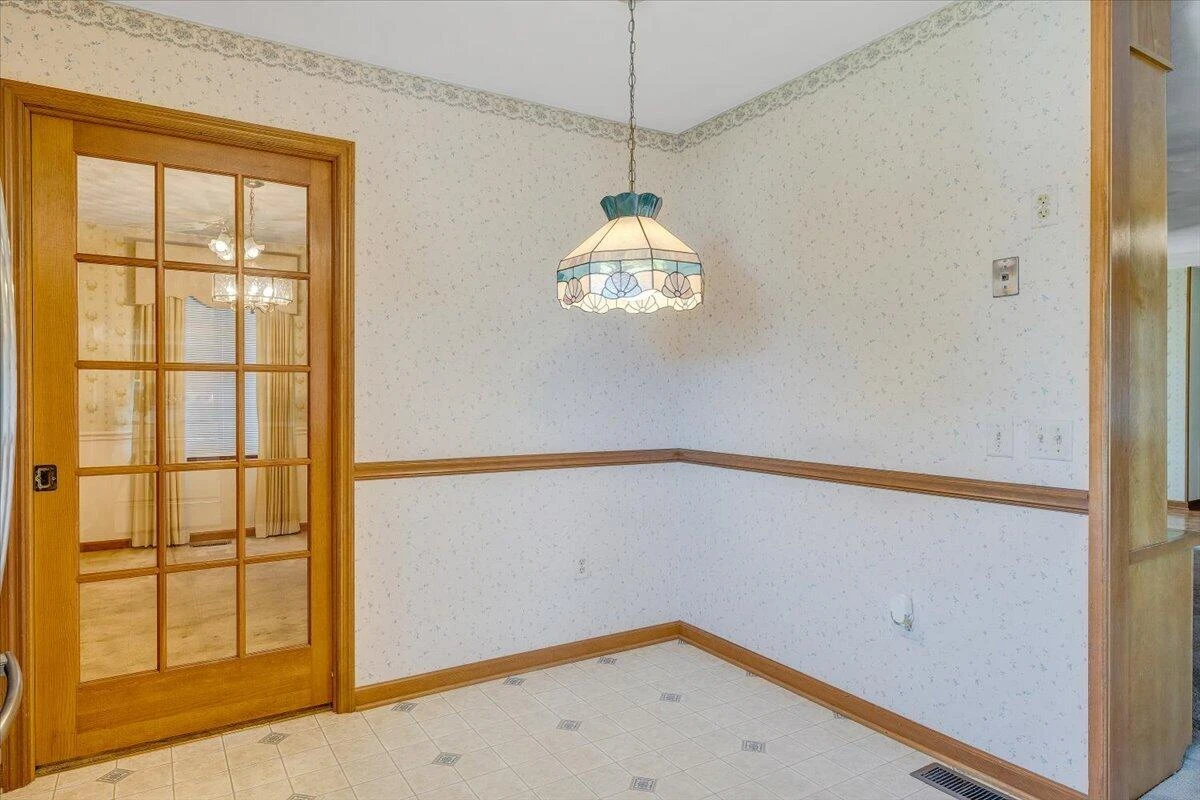 5118 Jonathan LN - Photo 13