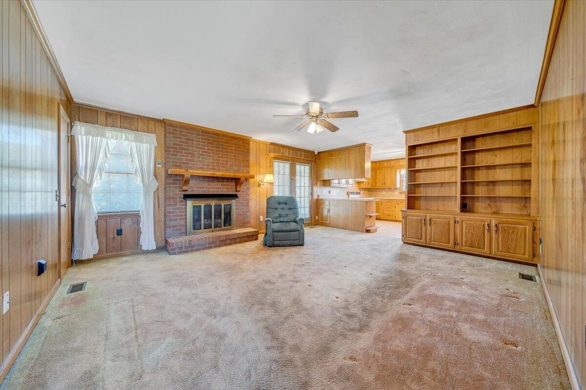 5118 Jonathan LN - Photo 18