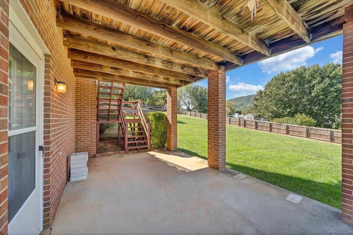 5118 Jonathan LN - Photo 32