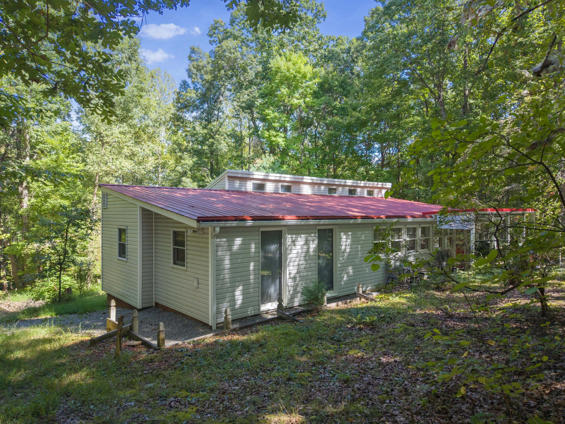 285 Sontag RD - Photo 3