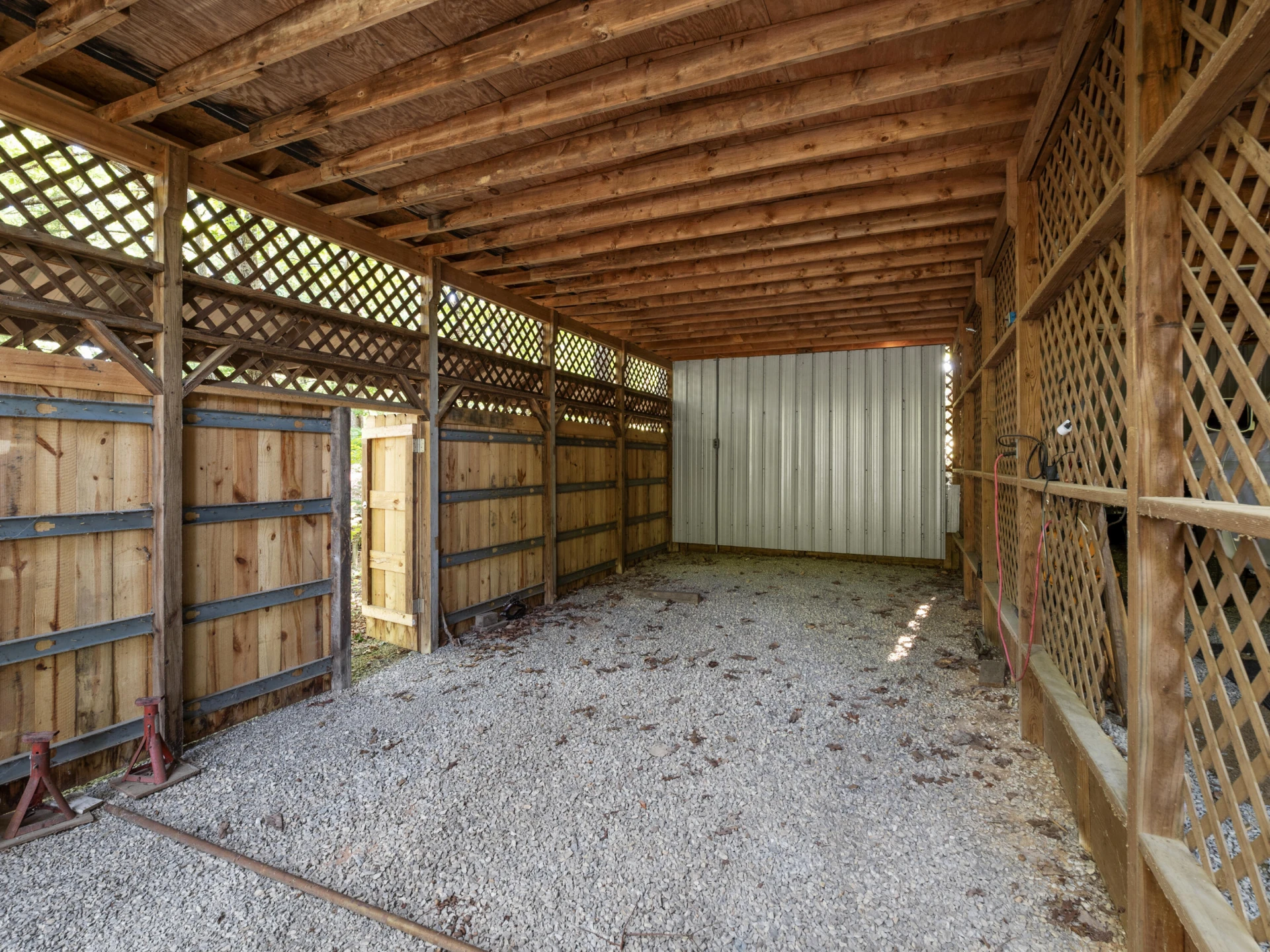 285 Sontag RD - Photo 10