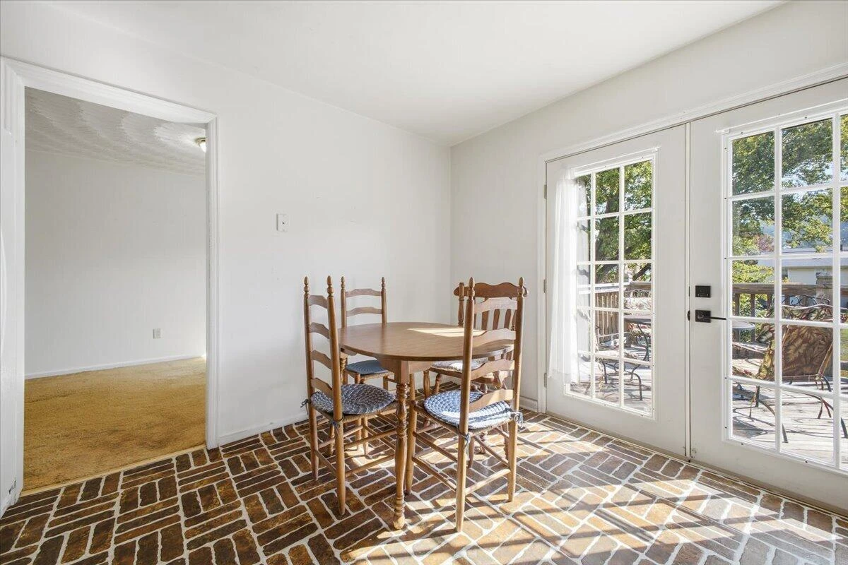7341 Tinkerview RD - Photo 10