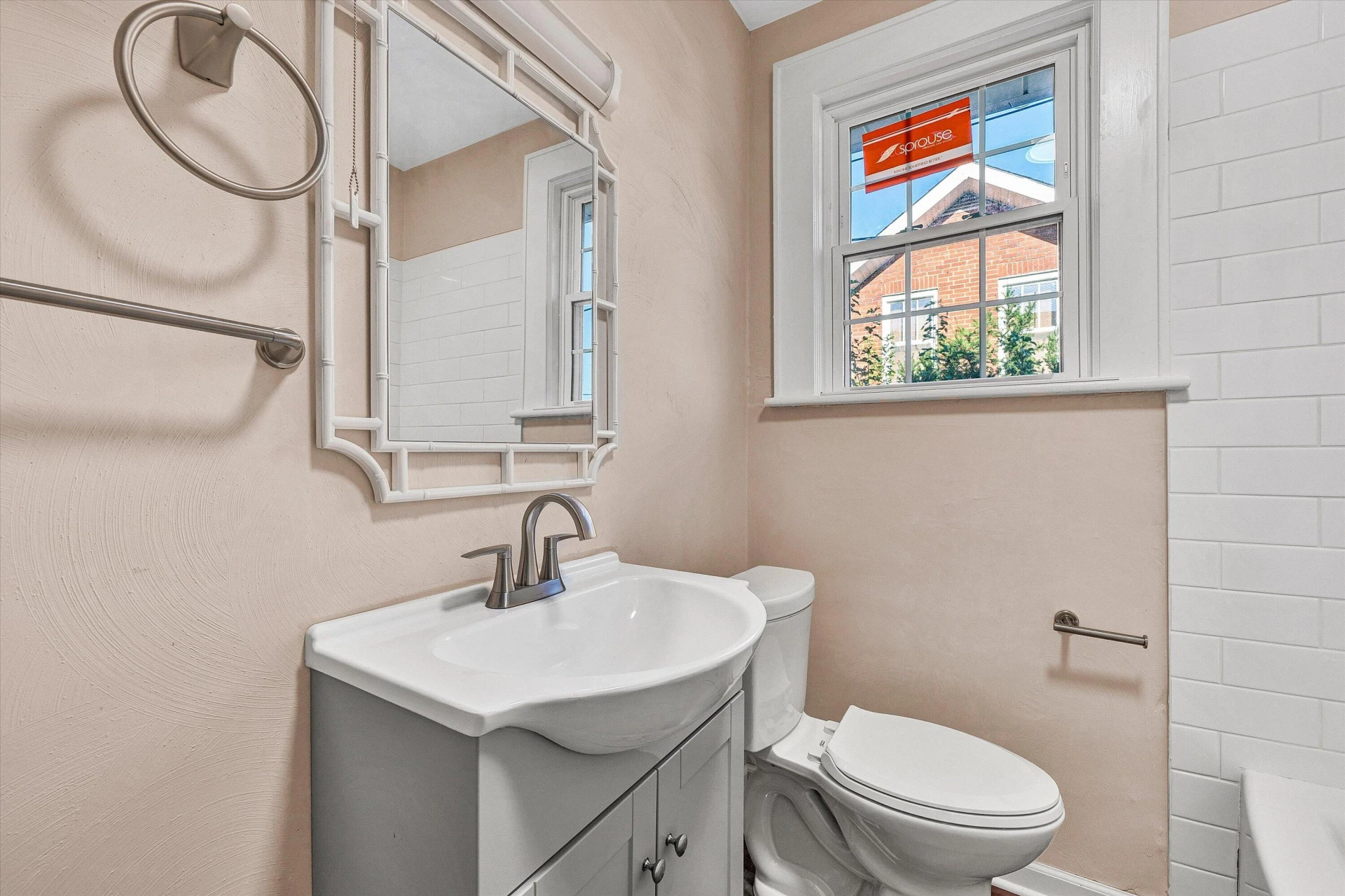 3216 Greenland AVE NW - Photo 10