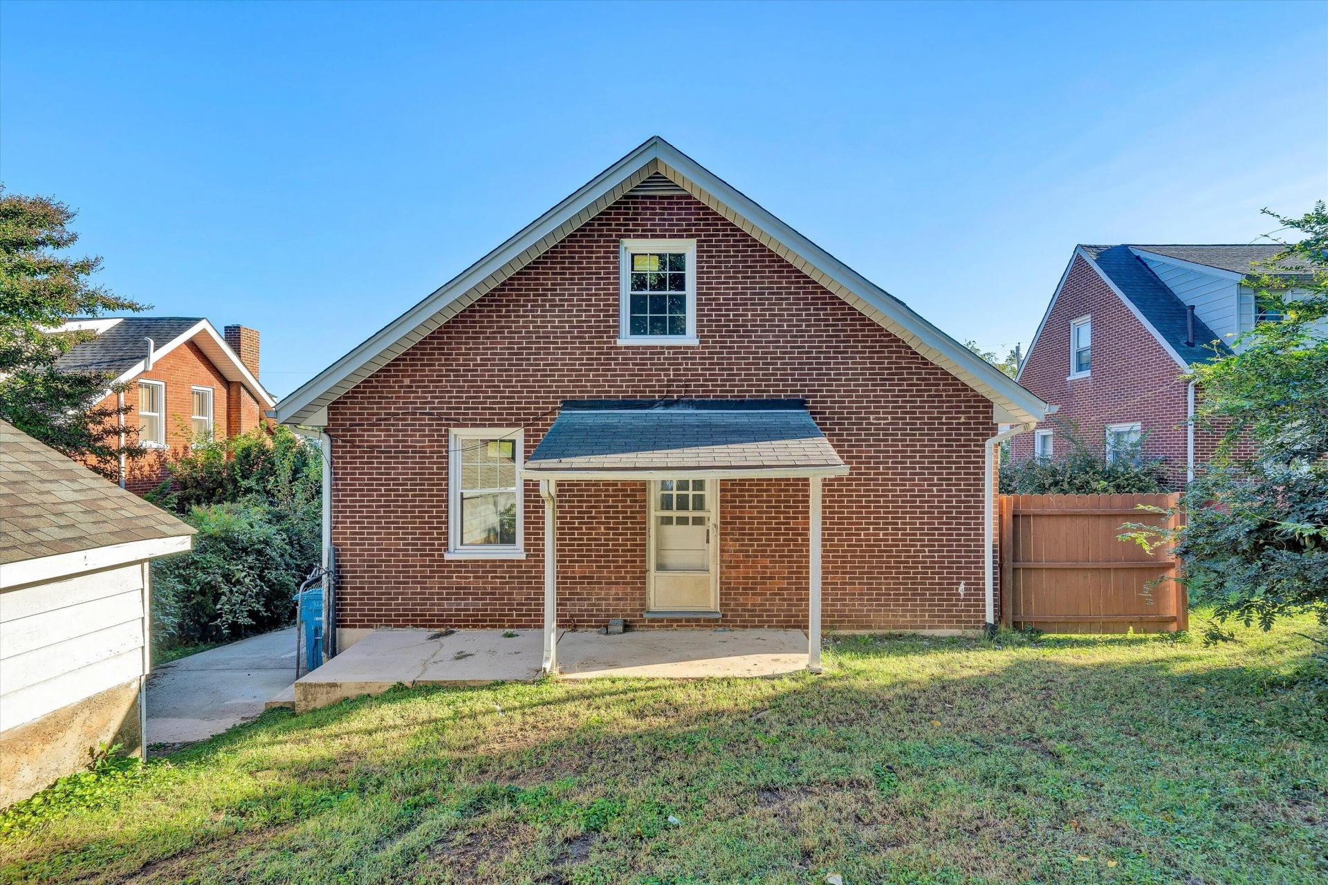 3216 Greenland AVE NW - Photo 18