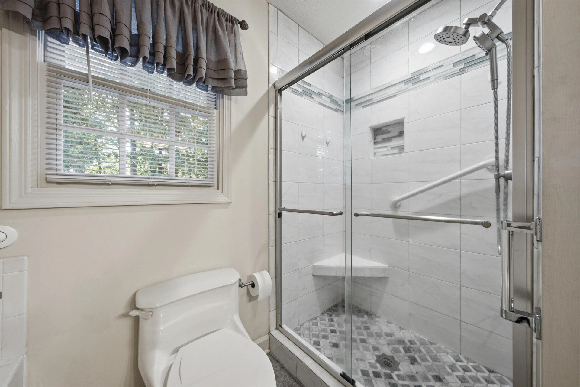 2636 Nester RD - Photo 35